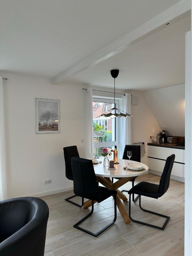 Helle Ferienwohnung: Spacious Retreat with E-Charging in Buchholz Buchholz in der Nordheide Exterior photo